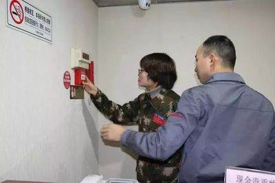 【消防動(dòng)態(tài)】江陰大隊(duì)開展酒店場(chǎng)所專項(xiàng)檢查推進(jìn)冬春火災(zāi)防控工作